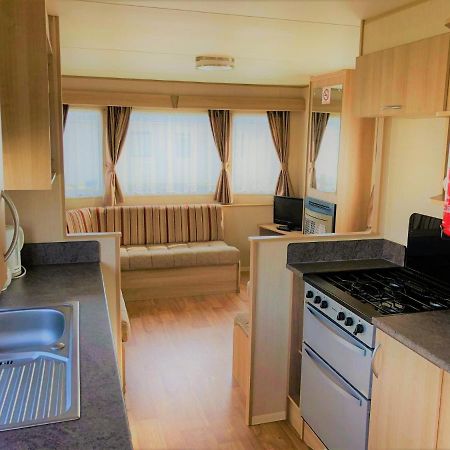 Elder Standard Holiday Home Ingoldmells Bagian luar foto