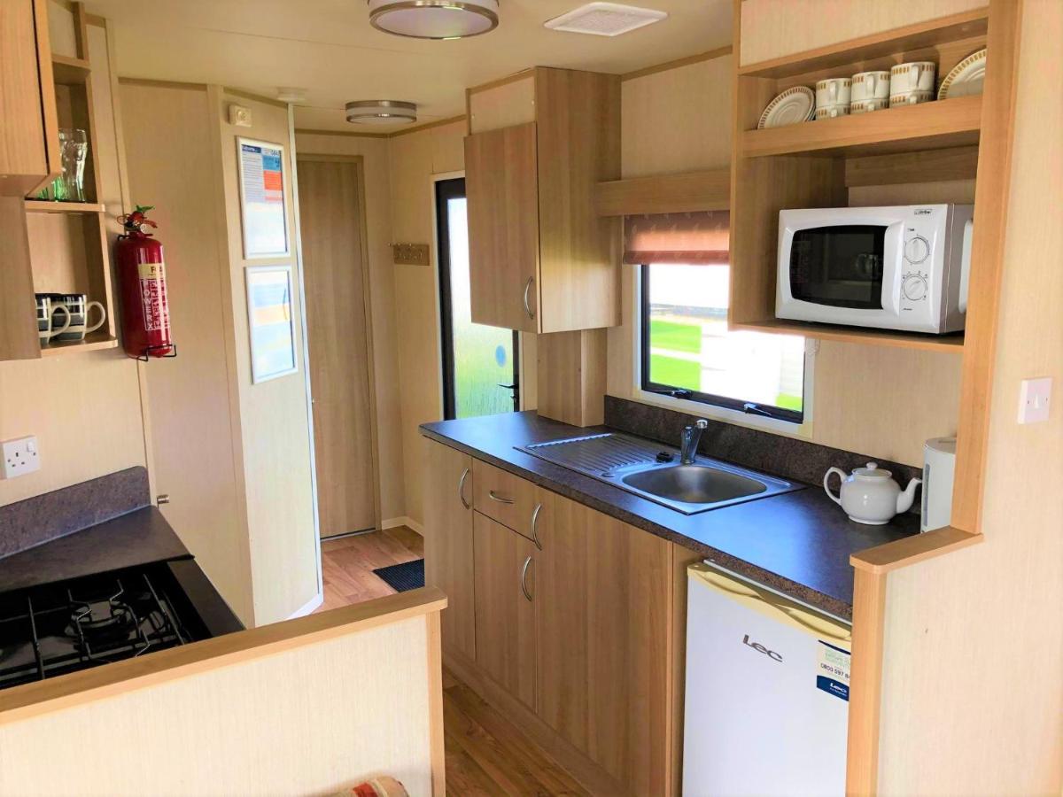 Elder Standard Holiday Home Ingoldmells Bagian luar foto